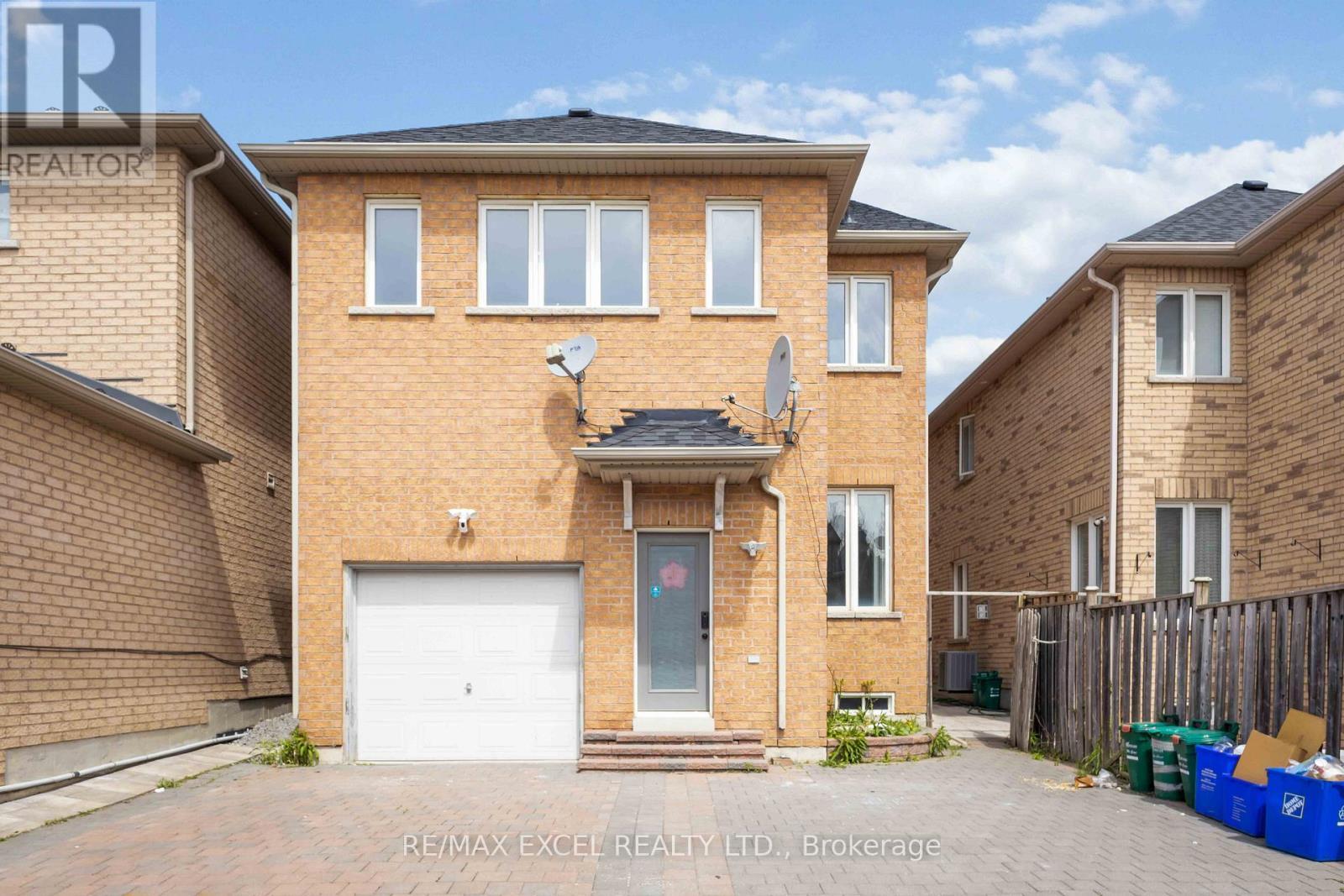 












23 PINECLIFF AVENUE

,
Markham (Cornell),




Ontario
L6B0K3

