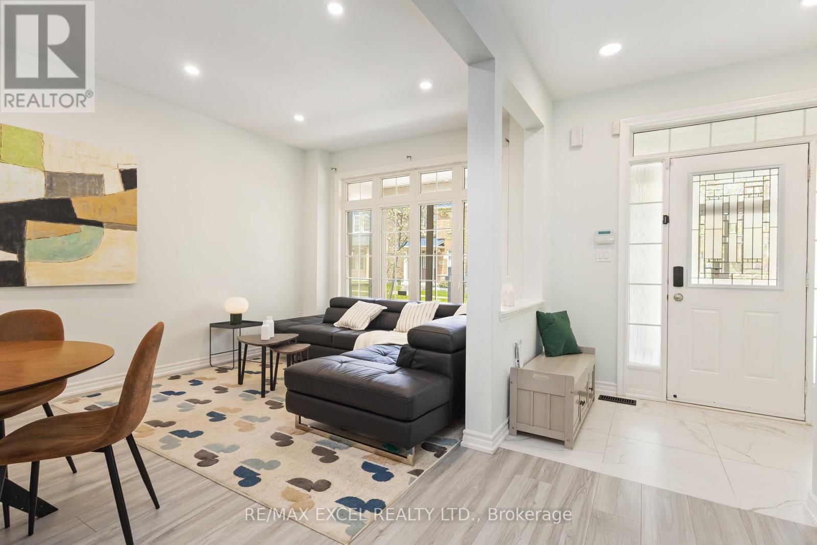 












23 PINECLIFF AVENUE

,
Markham (Cornell),




Ontario
L6B0K3

