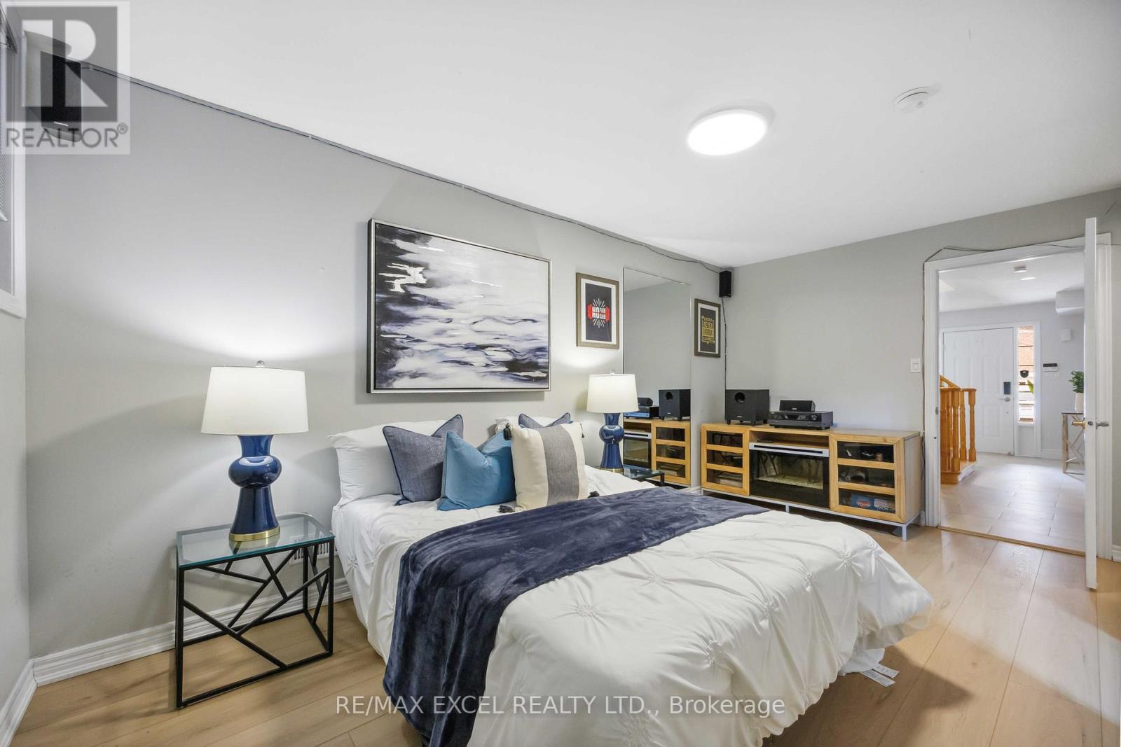 












66 - 255 SHAFTSBURY AVENUE

,
Richmond Hill (Westbrook),




Ontario
L4C0L9

