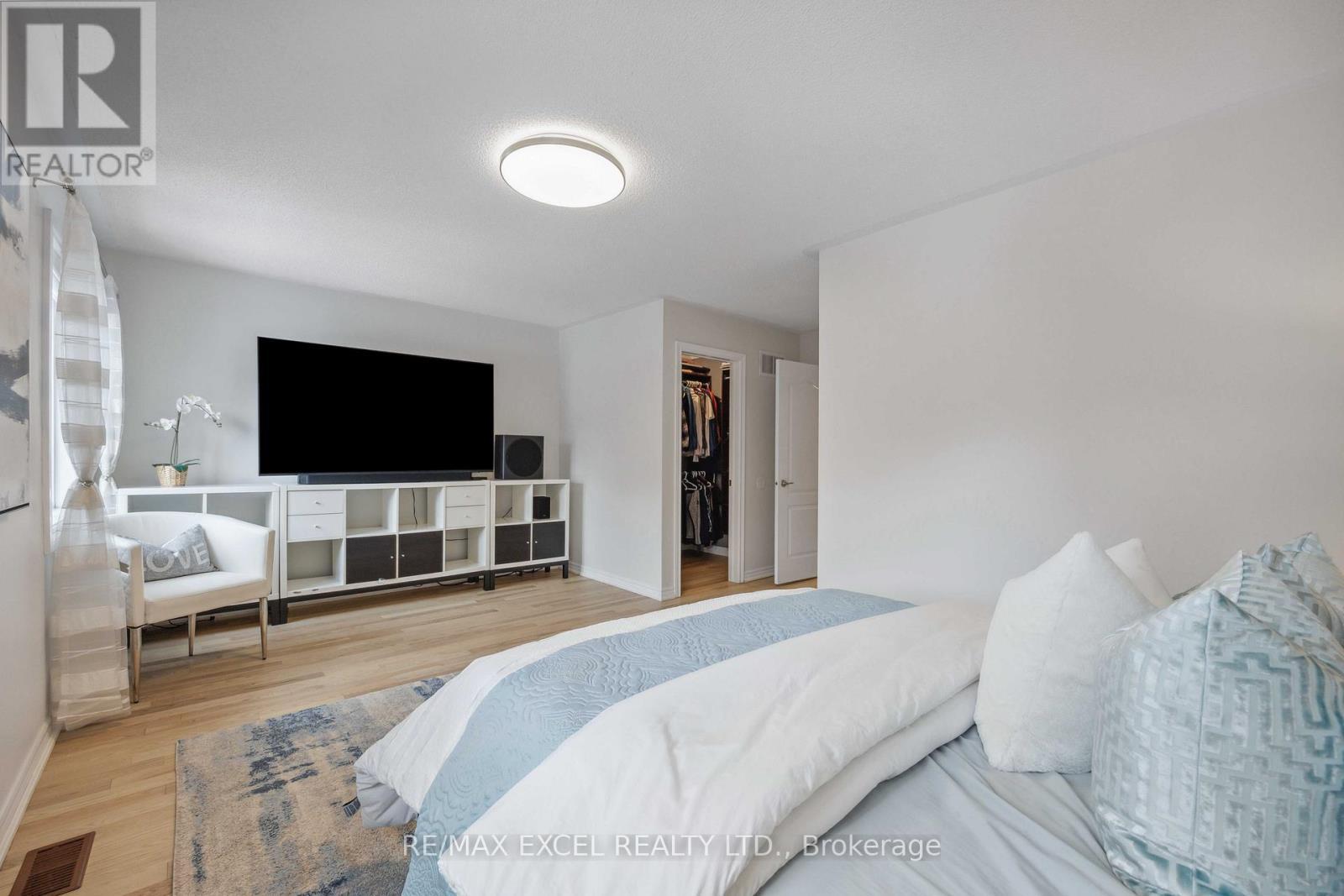 












66 - 255 SHAFTSBURY AVENUE

,
Richmond Hill (Westbrook),




Ontario
L4C0L9

