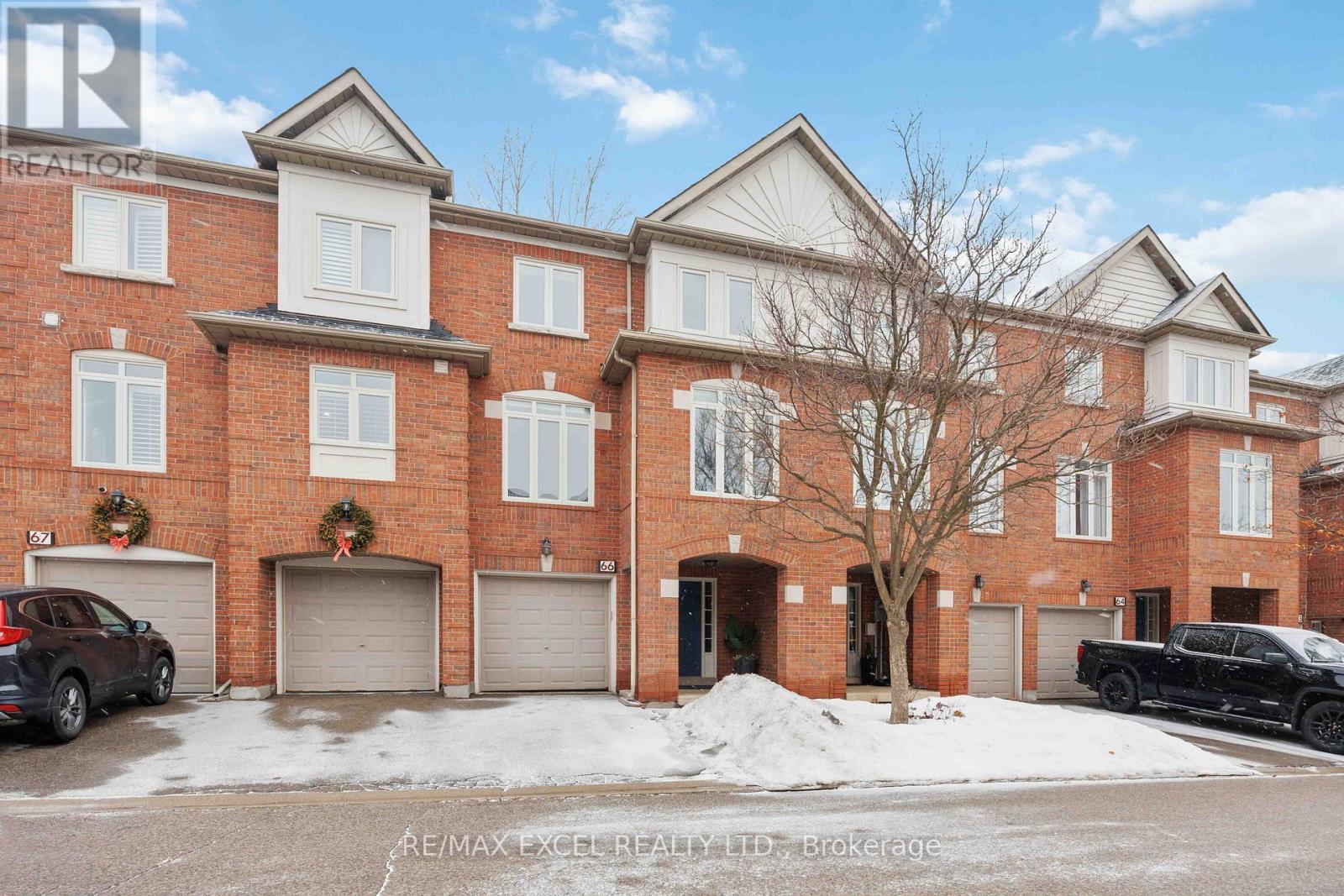 












66 - 255 SHAFTSBURY AVENUE

,
Richmond Hill (Westbrook),




Ontario
L4C0L9

