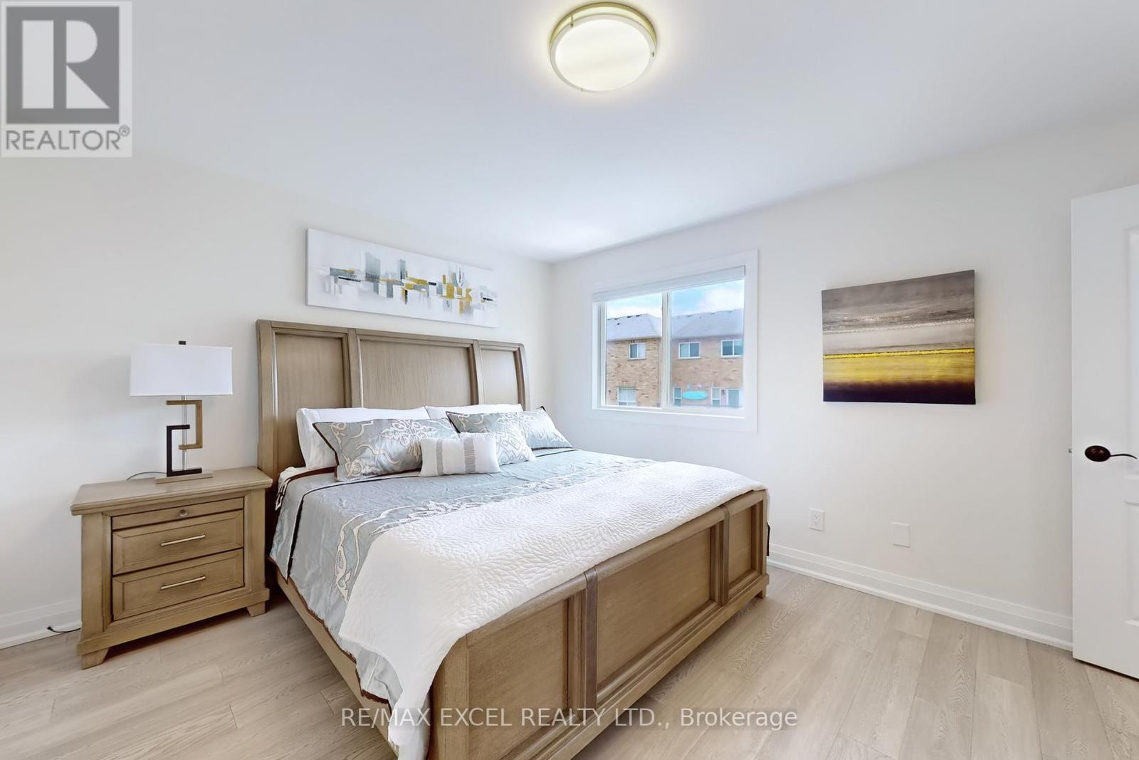 












469 GREIG CIRCLE

,
Newmarket (Gorham-College Manor),




Ontario
L3Y8S7


