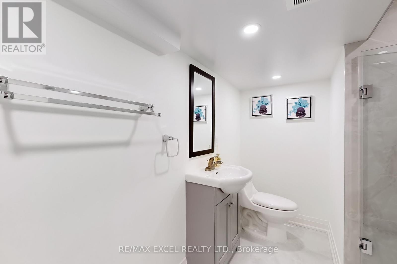 












469 GREIG CIRCLE

,
Newmarket (Gorham-College Manor),




Ontario
L3Y8S7

