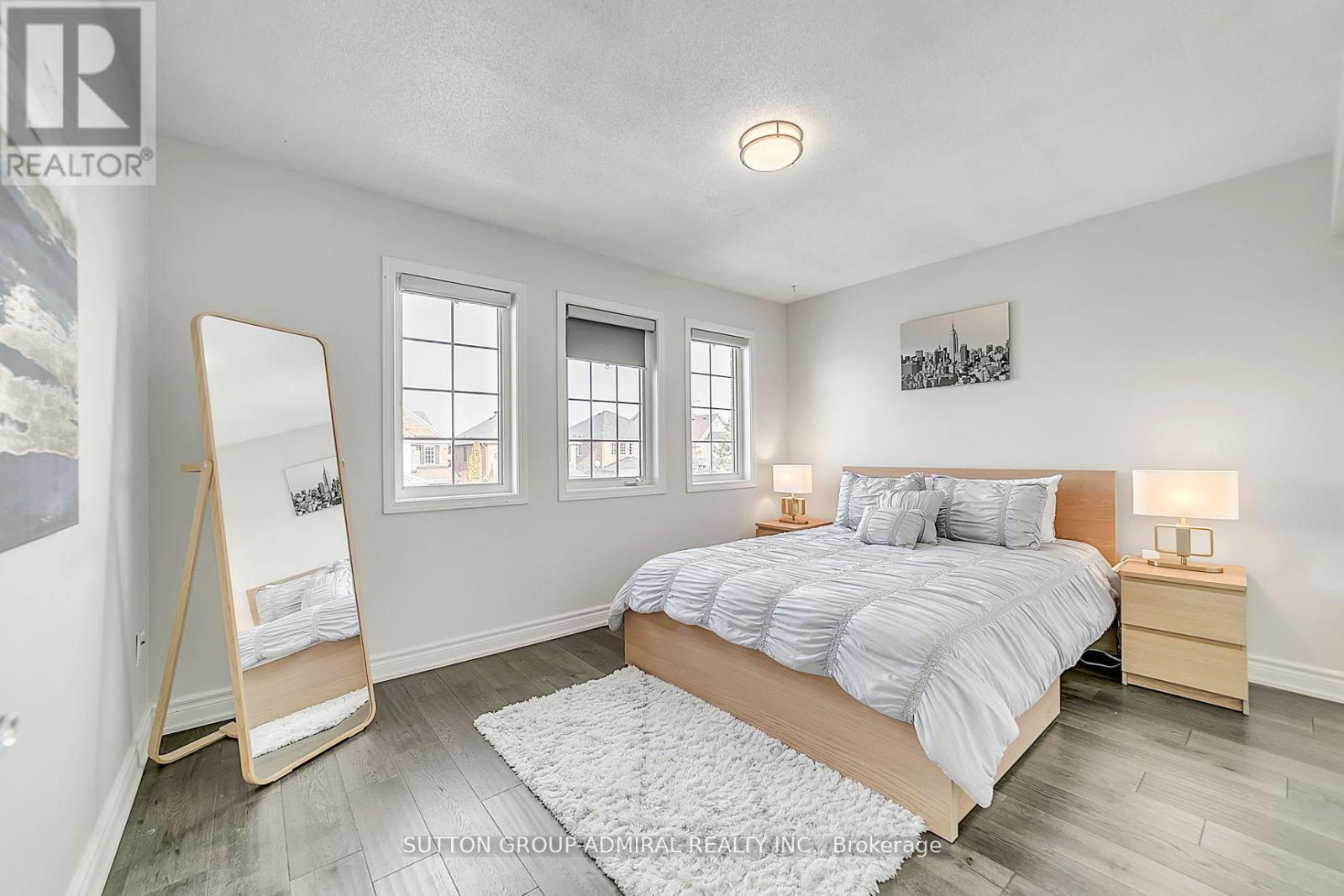 












29 ALOE AVENUE

,
Richmond Hill (Oak Ridges Lake Wilcox),




Ontario
L4E4M8

