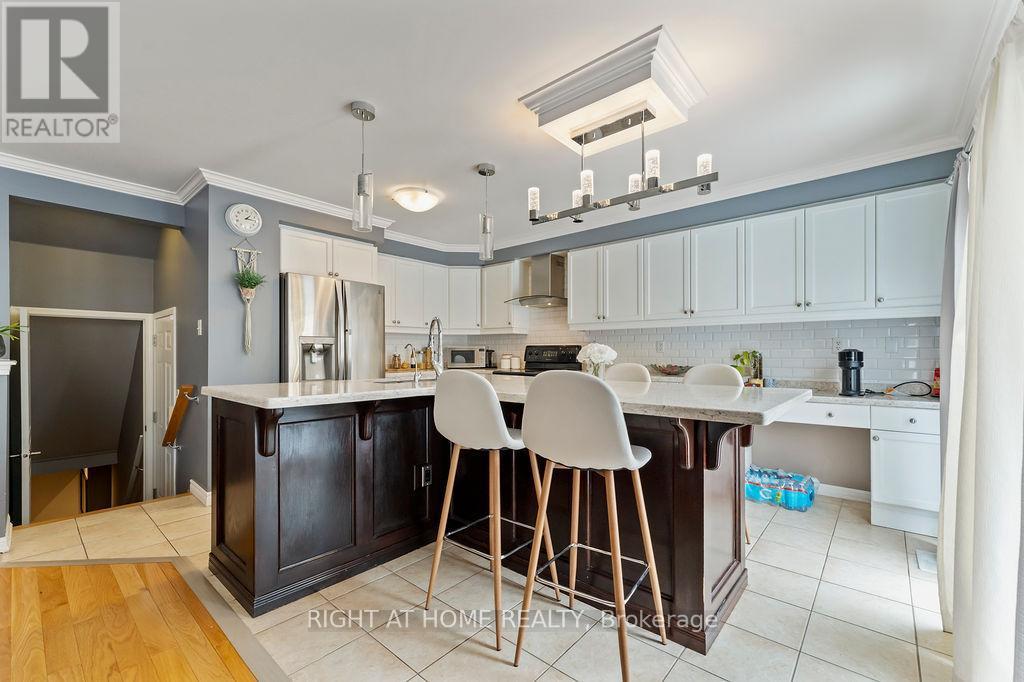 












58 DUNNING DRIVE

,
New Tecumseth (Alliston),




Ontario
L9R0B5

