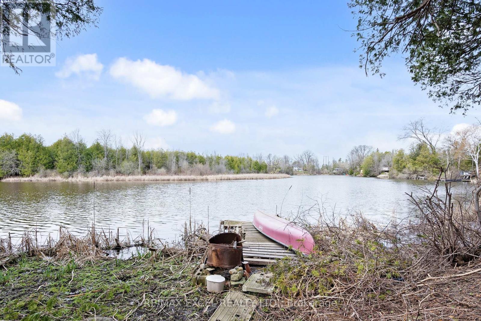 












1 HOPECLIFF LANE

,
Georgina (Sutton & Jackson's Point),




Ontario
L0E1R0

