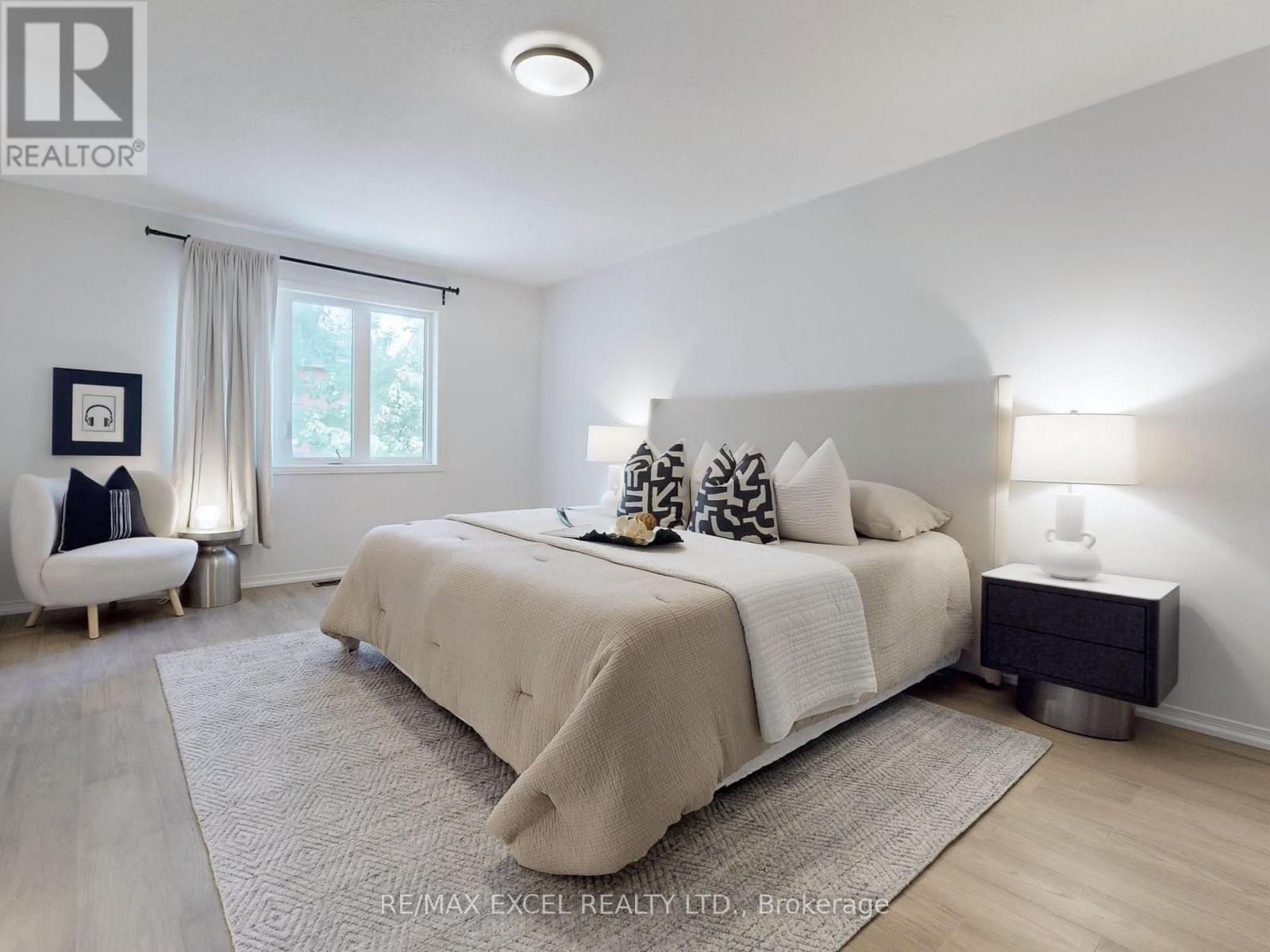 












67 DUFFIN DRIVE

,
Whitchurch-Stouffville (Stouffville),




Ontario
L4A0R6

