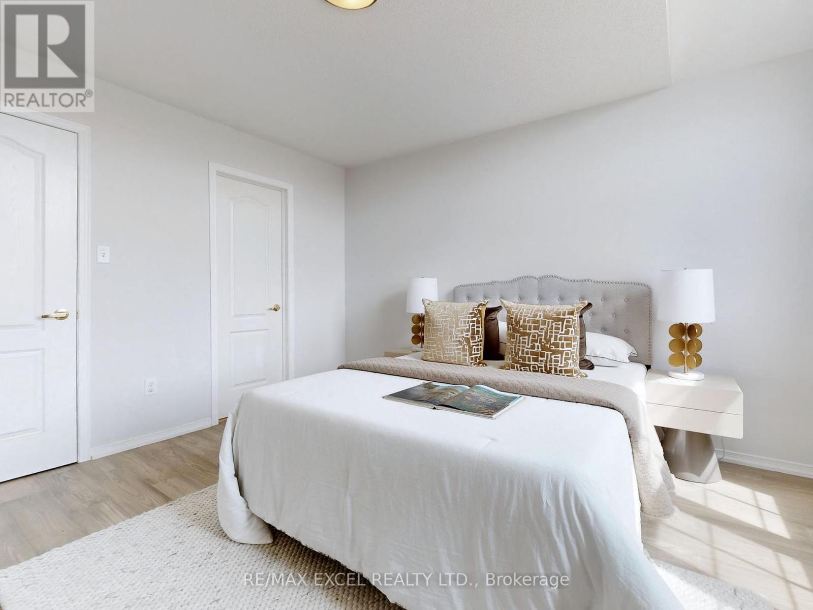 












67 DUFFIN DRIVE

,
Whitchurch-Stouffville (Stouffville),




Ontario
L4A0R6

