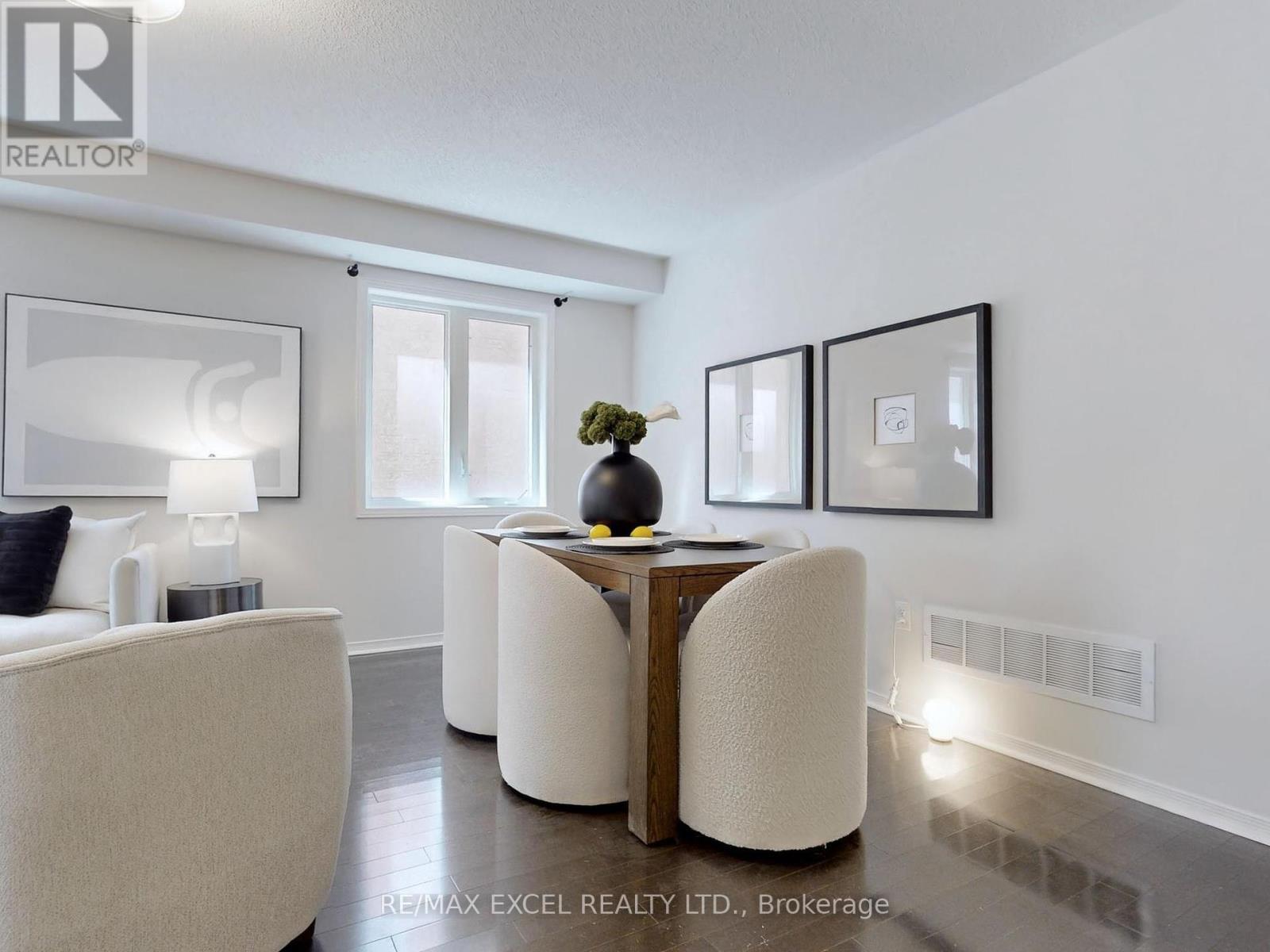 












67 DUFFIN DRIVE

,
Whitchurch-Stouffville (Stouffville),




Ontario
L4A0R6

