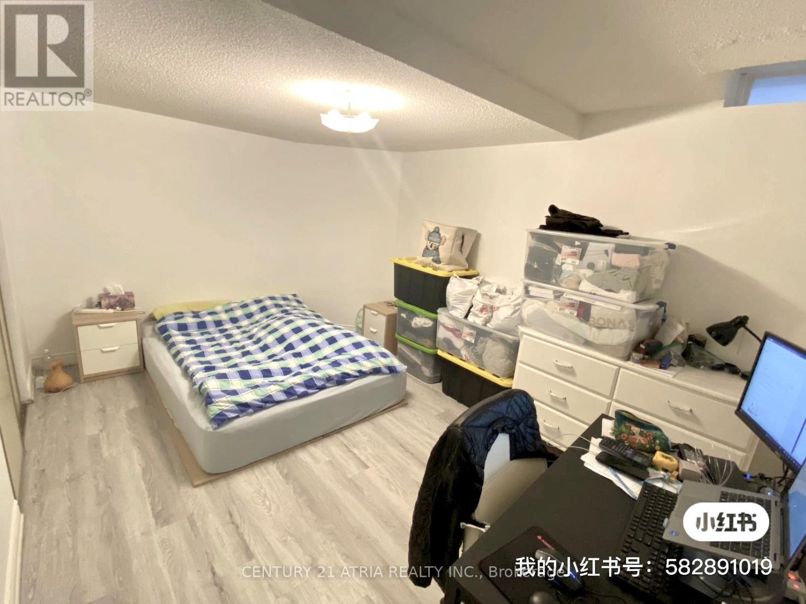 












BSMT - 45 MARCUS CRESCENT

,
Markham (Raymerville),




Ontario
L3P7A5

