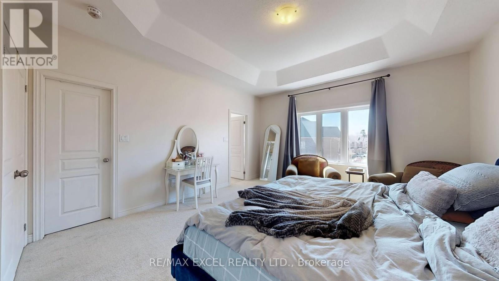 












75 CHOUINARD WAY

,
Aurora,




Ontario
L4G7C4

