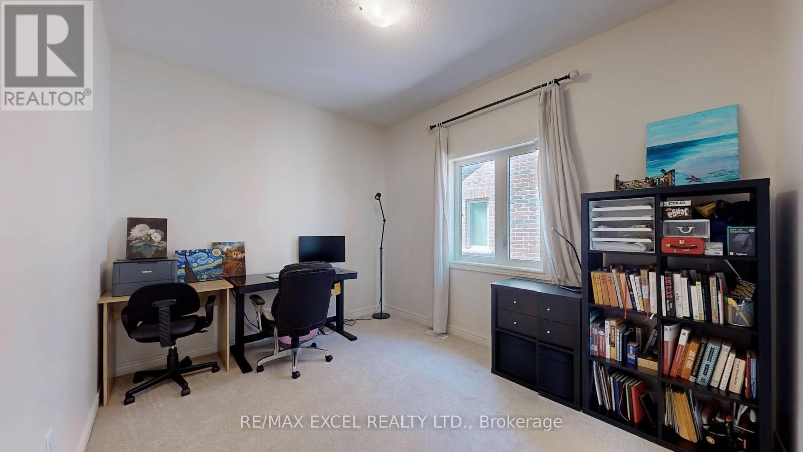 












75 CHOUINARD WAY

,
Aurora,




Ontario
L4G7C4

