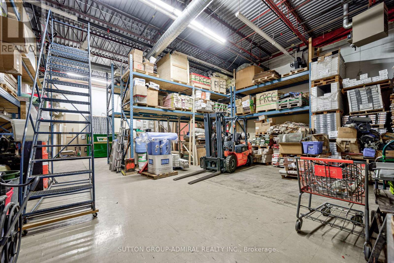 












21 - 55 ADMINISTRATION ROAD

,
Vaughan (Concord),




Ontario
L4K4G9

