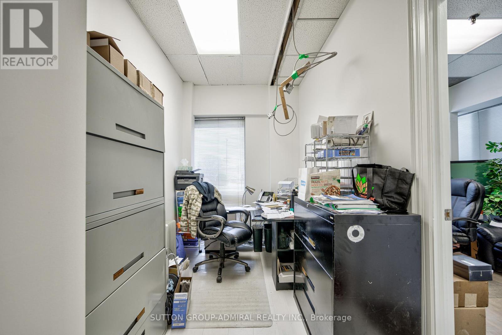 












21 - 55 ADMINISTRATION ROAD

,
Vaughan (Concord),




Ontario
L4K4G9

