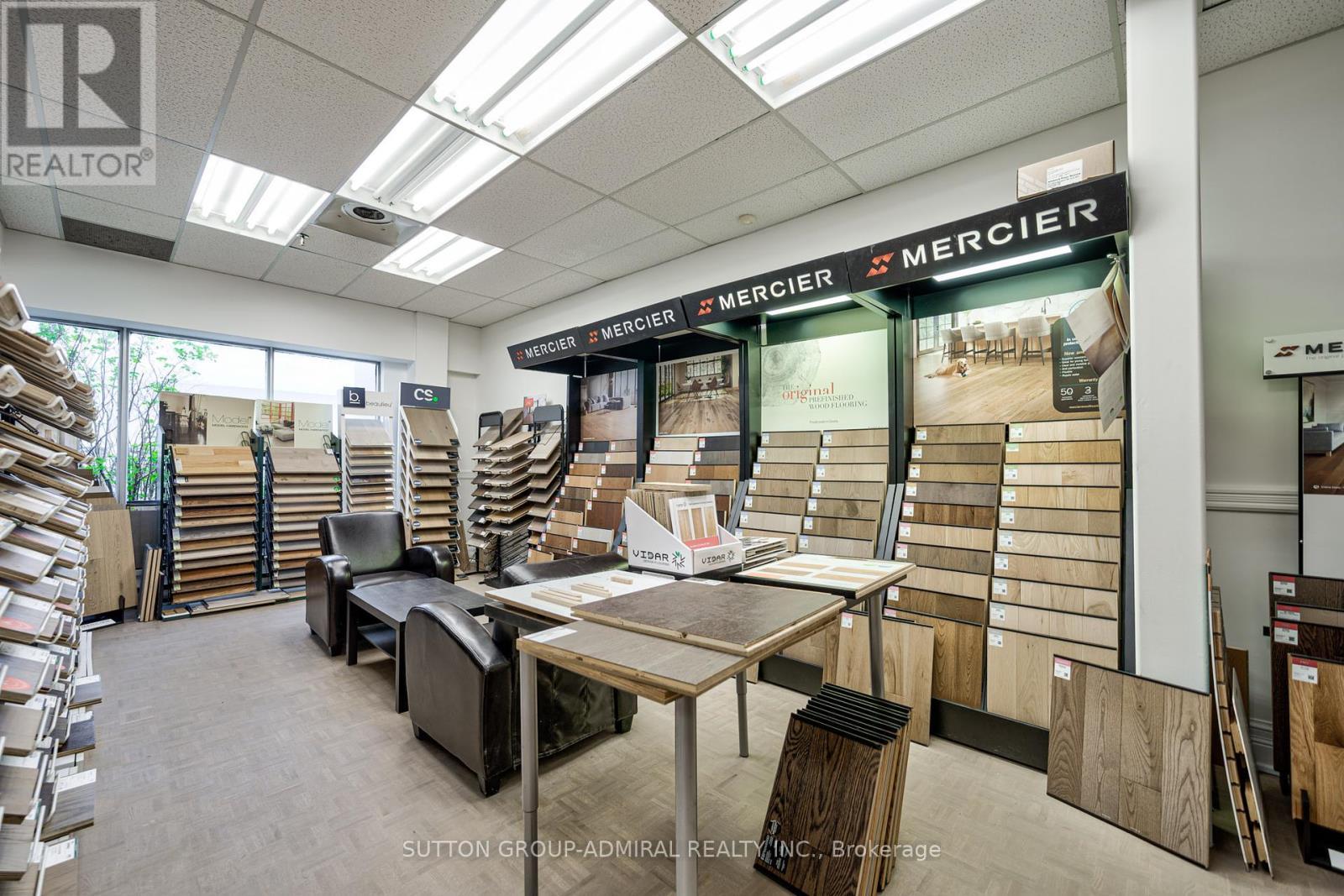 












21 - 55 ADMINISTRATION ROAD

,
Vaughan (Concord),




Ontario
L4K4G9


