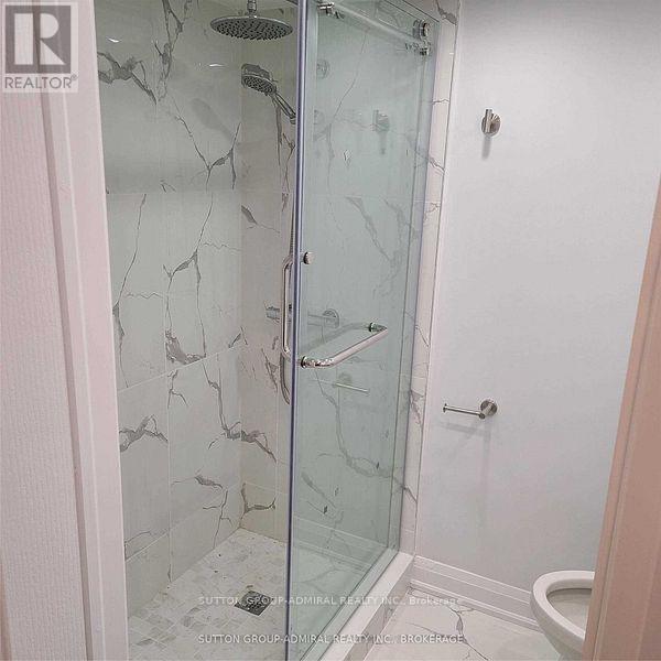 












LOWER - 21 STOOKES CRESCENT

,
Richmond Hill (Jefferson),




Ontario
L4E0J4

