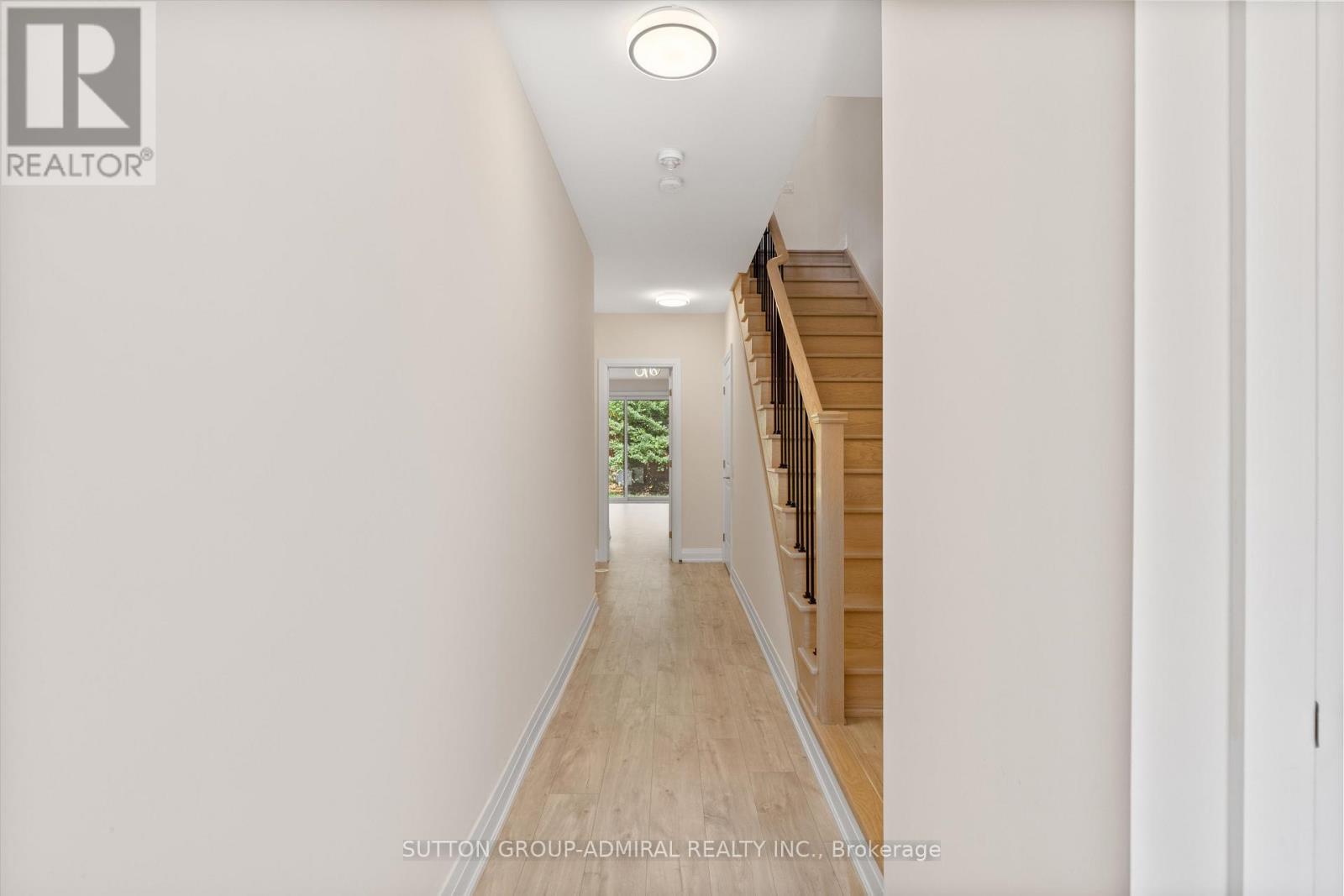 












39 HAROLD LAWRIE LANE

,
Markham (Thornhill),




Ontario
L3T0G1

