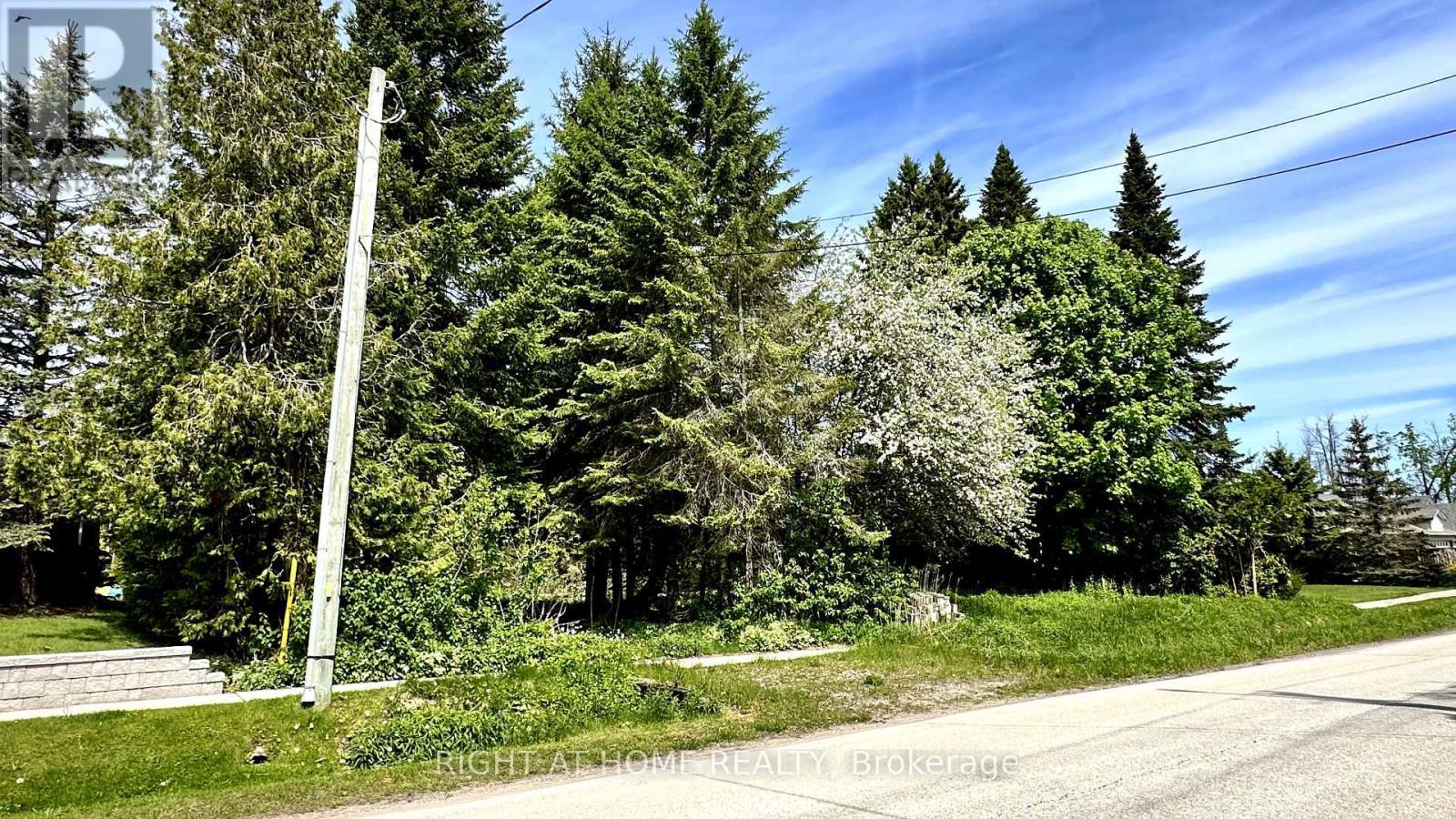 












2802 IRETON STREET

,
Innisfil (Alcona),







Ontario
L9S2J2

