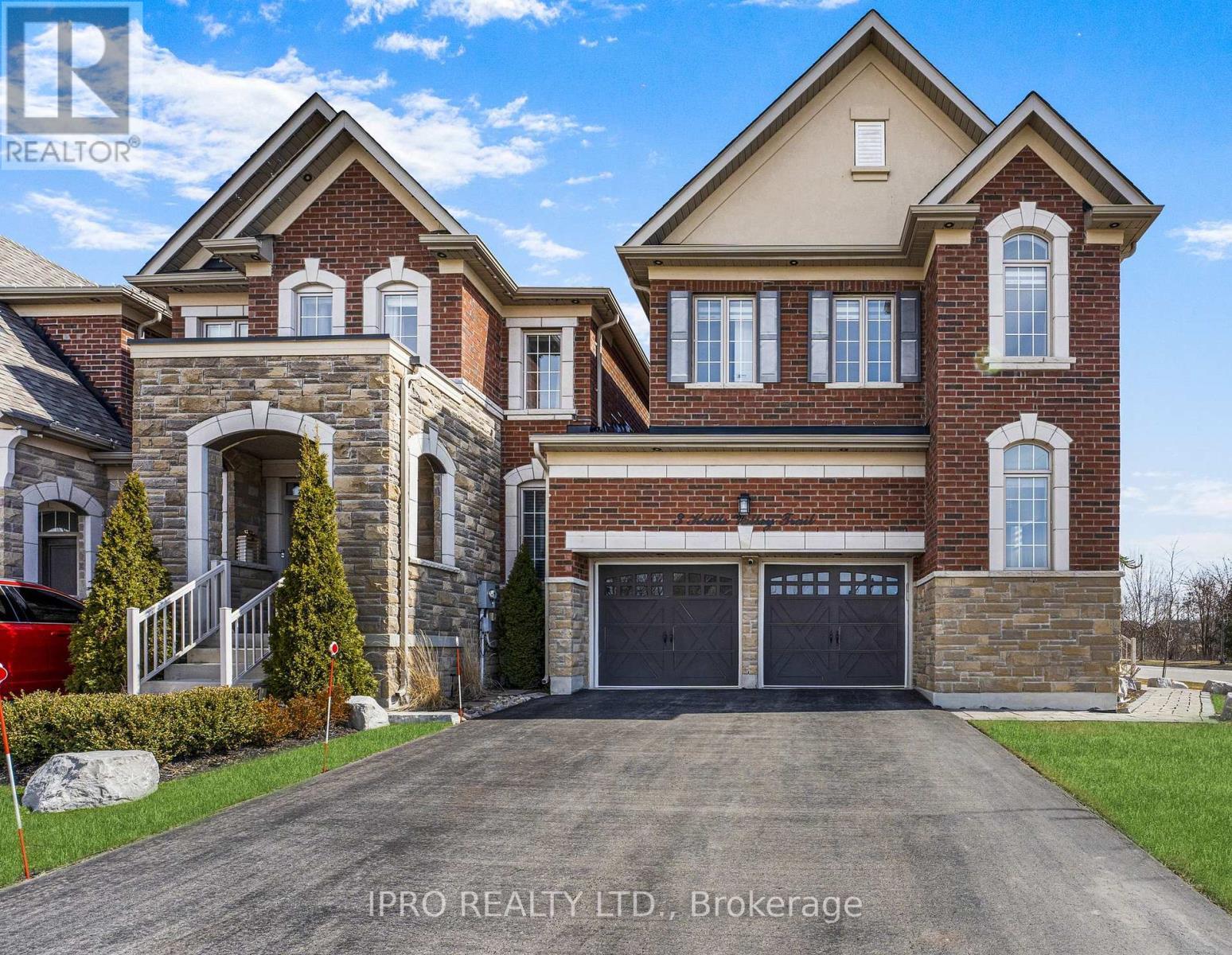 












3 KETTLE VALLEY TRAIL

,
King (Nobleton),




Ontario
L7B0A6

