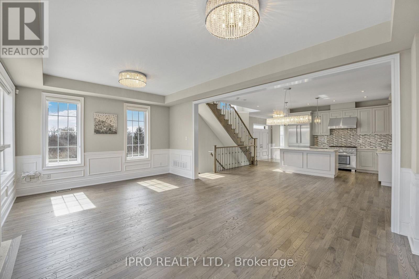 












3 KETTLE VALLEY TRAIL

,
King (Nobleton),




Ontario
L7B0A6


