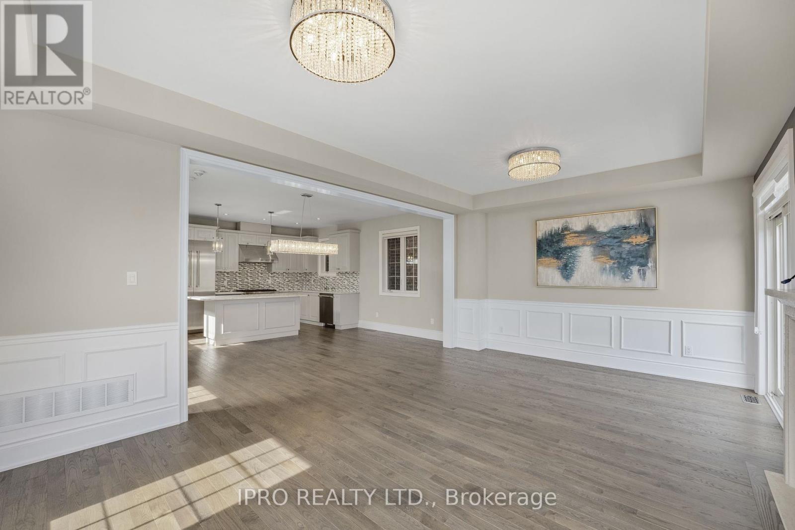 












3 KETTLE VALLEY TRAIL

,
King (Nobleton),




Ontario
L7B0A6

