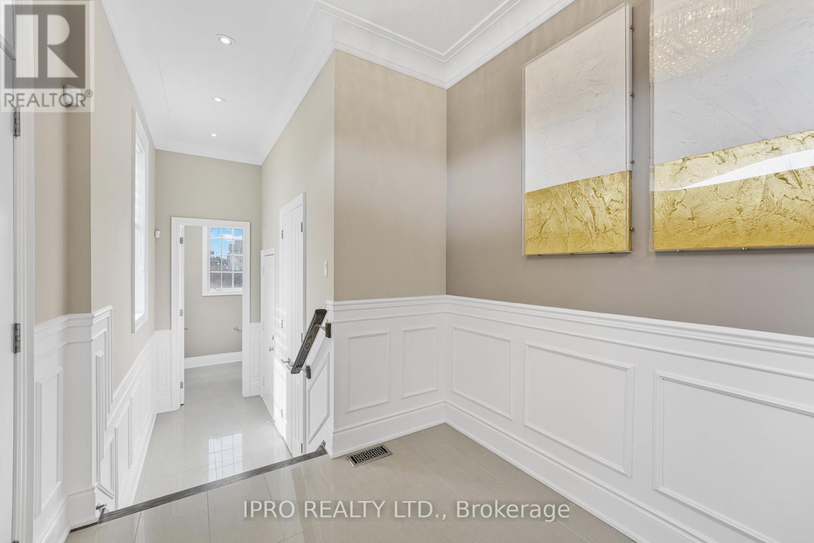 












3 KETTLE VALLEY TRAIL

,
King (Nobleton),




Ontario
L7B0A6

