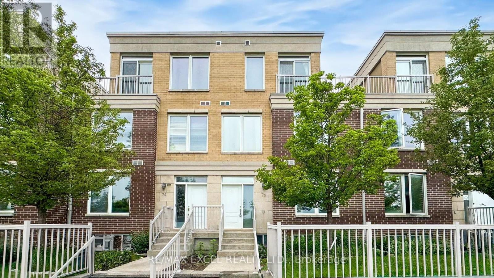 












76 UNITY GARDENS DRIVE

,
Markham (Village Green-South Unionville),




Ontario
L3R4Y7

