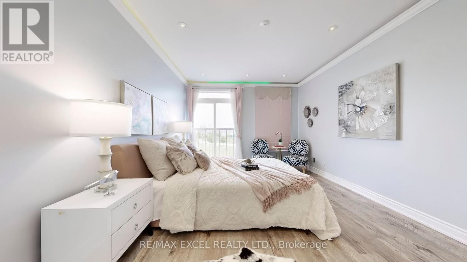 












76 UNITY GARDENS DRIVE

,
Markham (Village Green-South Unionville),




Ontario
L3R4Y7

