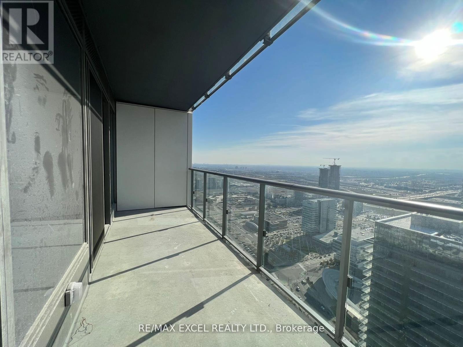 












5005 - 7890 JANE STREET

,
Vaughan (Vaughan Corporate Centre),




Ontario
L4K0K9

