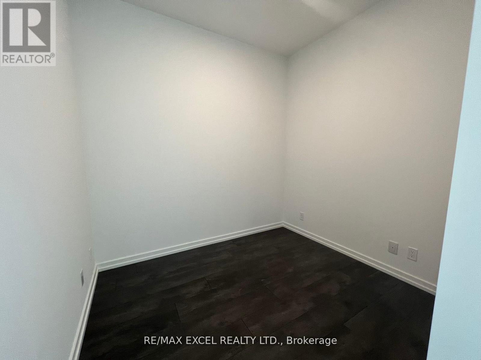 












5005 - 7890 JANE STREET

,
Vaughan (Vaughan Corporate Centre),




Ontario
L4K0K9

