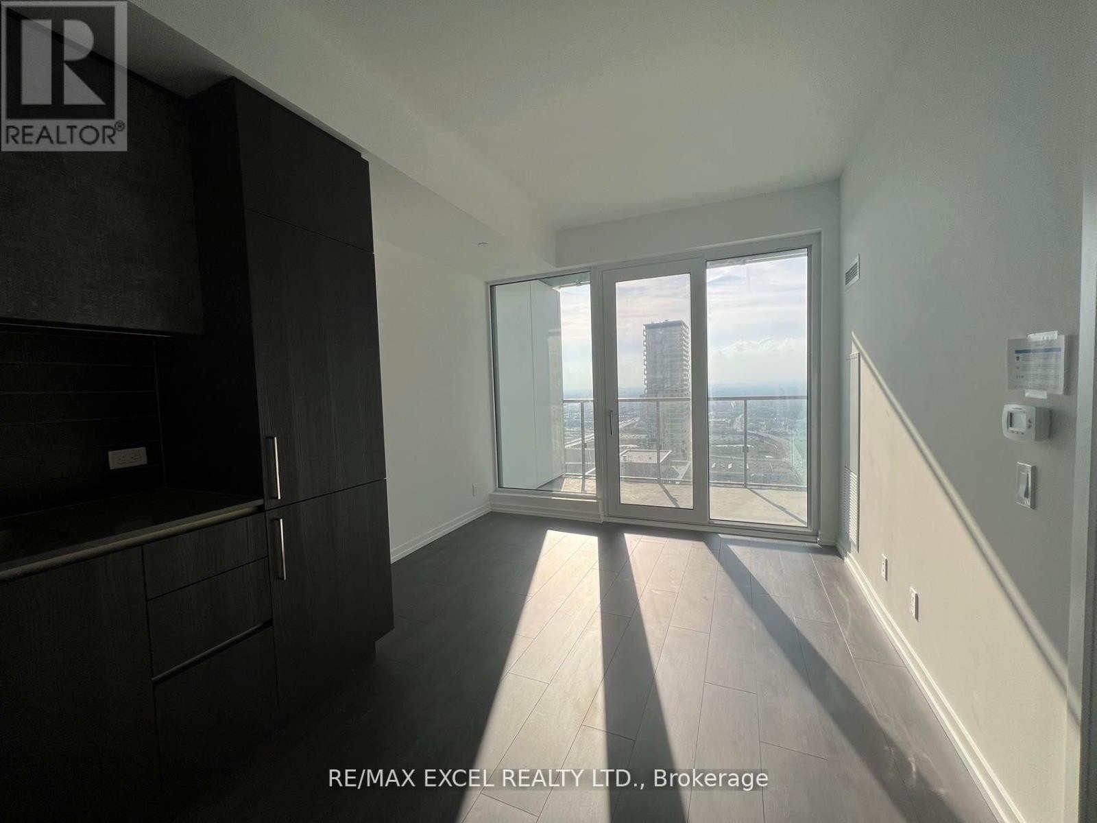 












5005 - 7890 JANE STREET

,
Vaughan (Vaughan Corporate Centre),




Ontario
L4K0K9

