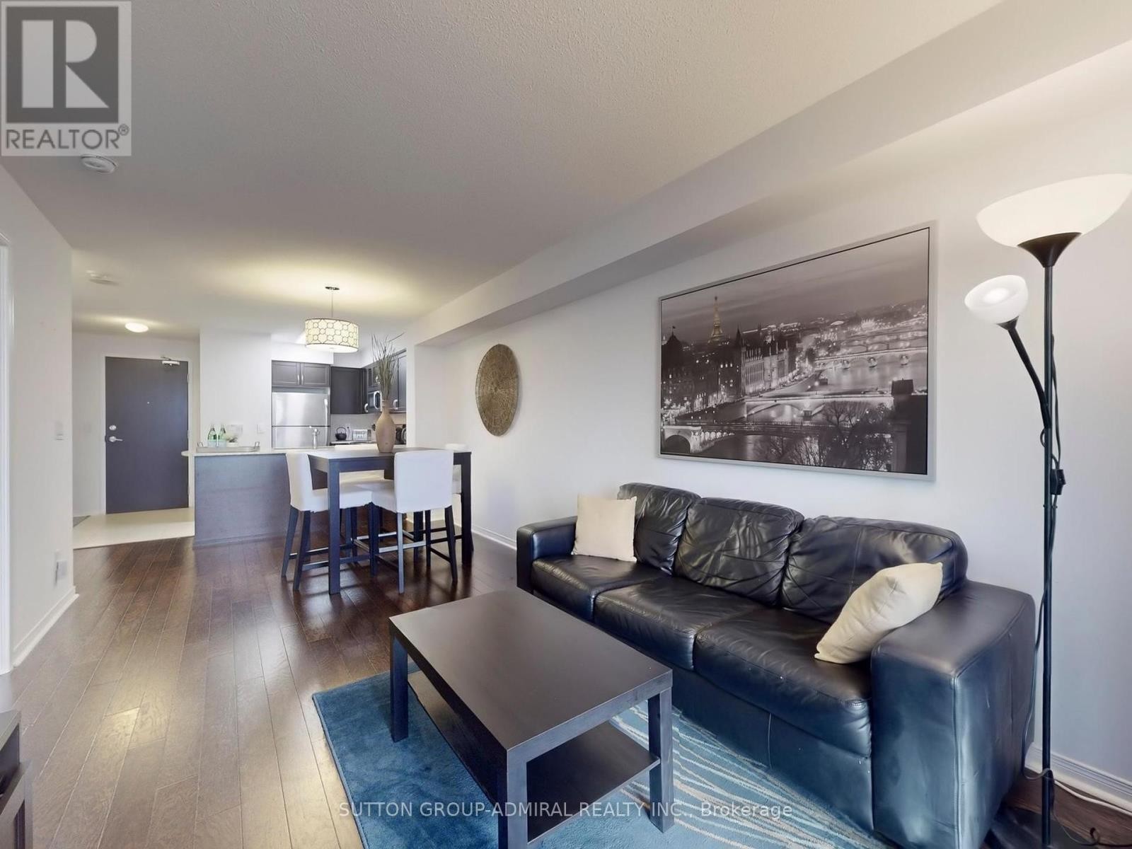 












LPH8 - 75 KING WILLIAM CRESCENT

,
Richmond Hill (Langstaff),




Ontario
L4B0C1

