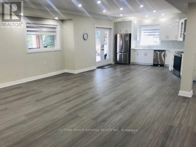 












83 GERMANA PLACE

,
Vaughan,




Ontario
L6A4R5

