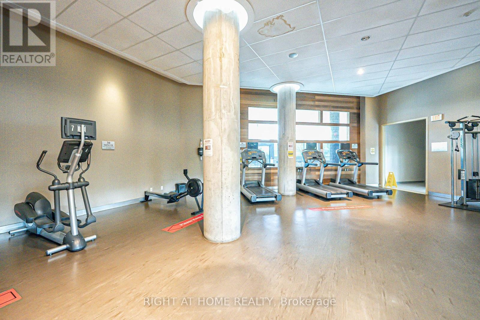 












809 - 273 SOUTH PARK ROAD

,
Markham (Commerce Valley),




Ontario
L3T0B5

