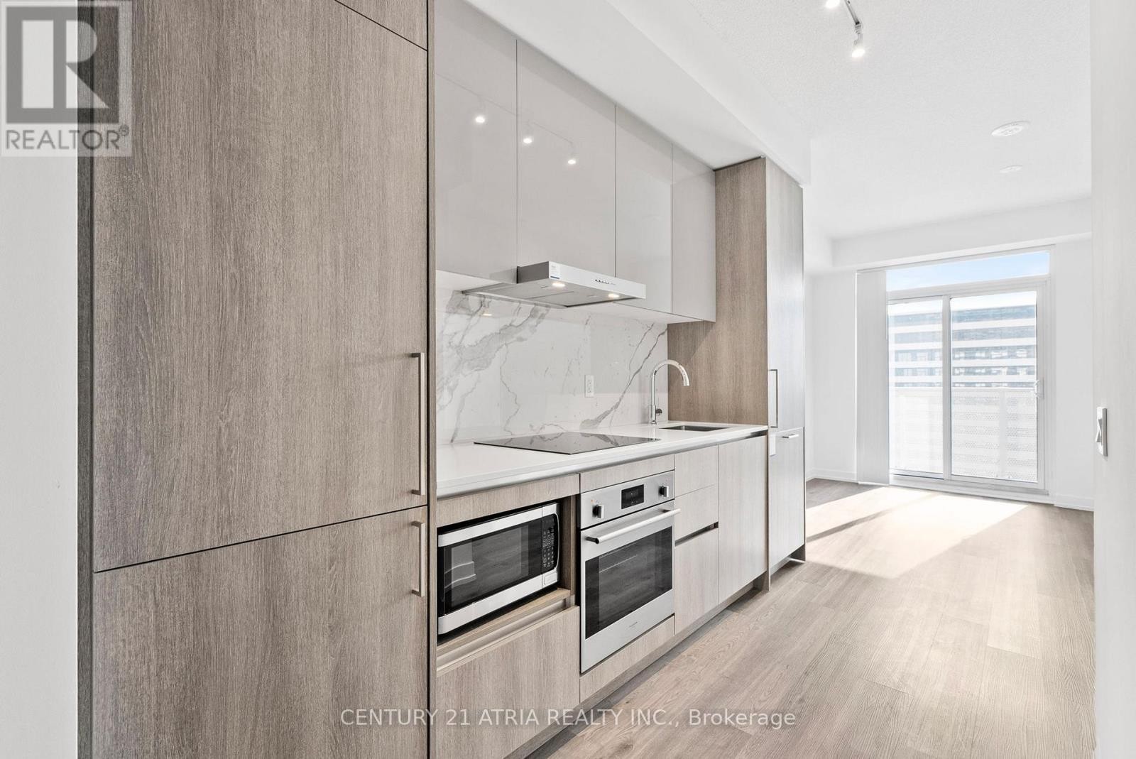 












4702 - 195 COMMERCE STREET

,
Vaughan (Vaughan Corporate Centre),




Ontario
L4K0P9

