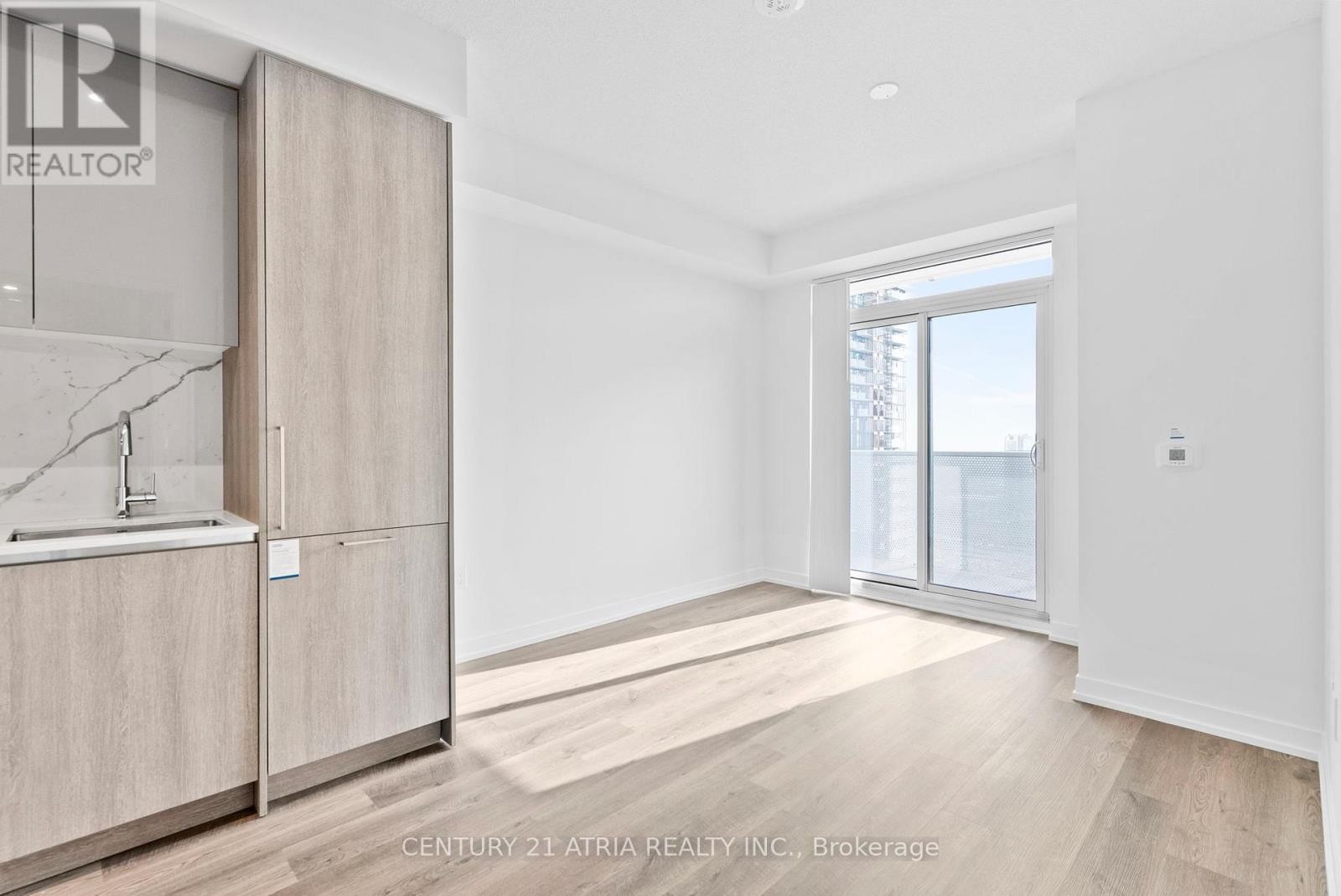 












4702 - 195 COMMERCE STREET

,
Vaughan (Vaughan Corporate Centre),




Ontario
L4K0P9

