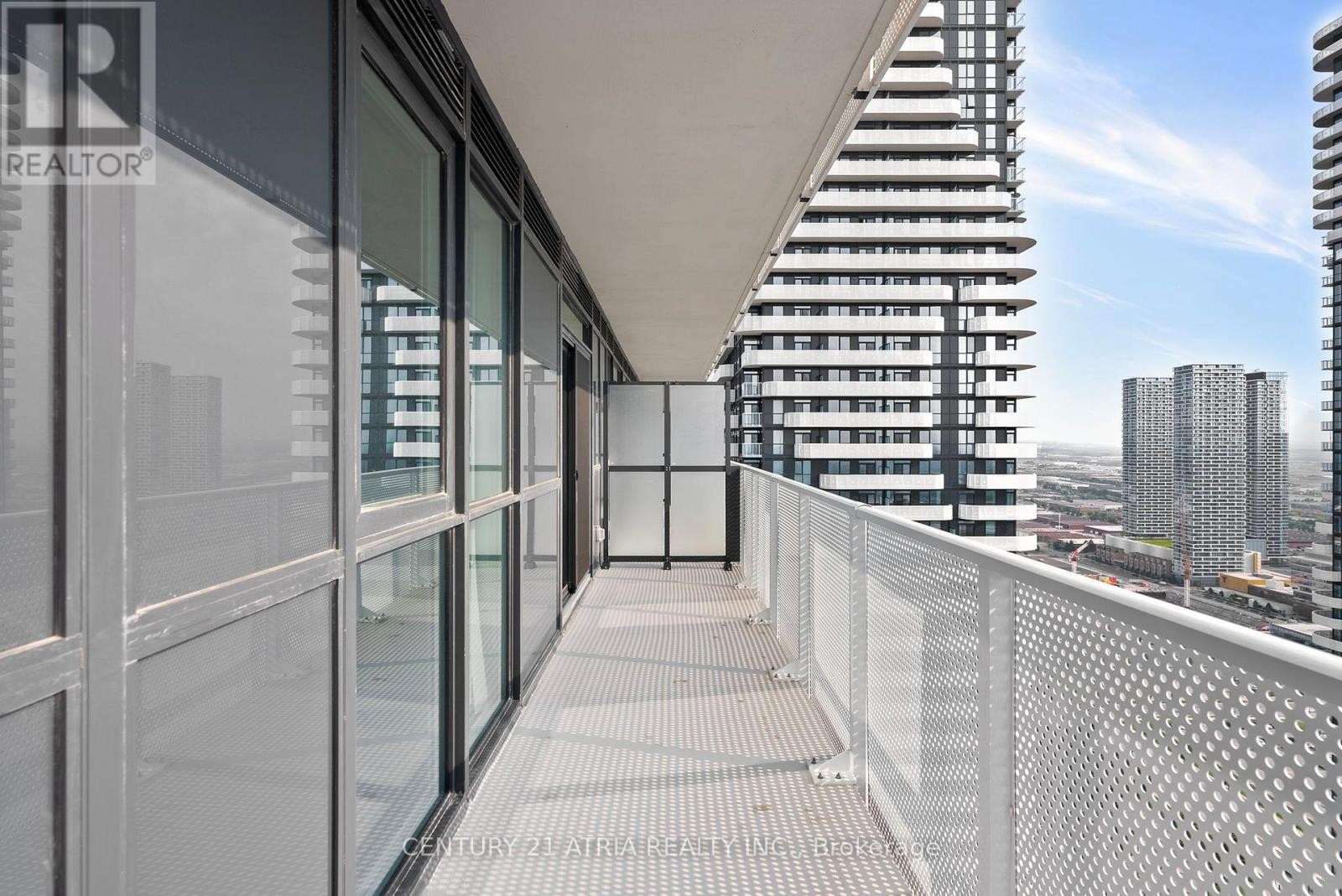 












4702 - 195 COMMERCE STREET

,
Vaughan (Vaughan Corporate Centre),




Ontario
L4K0P9


