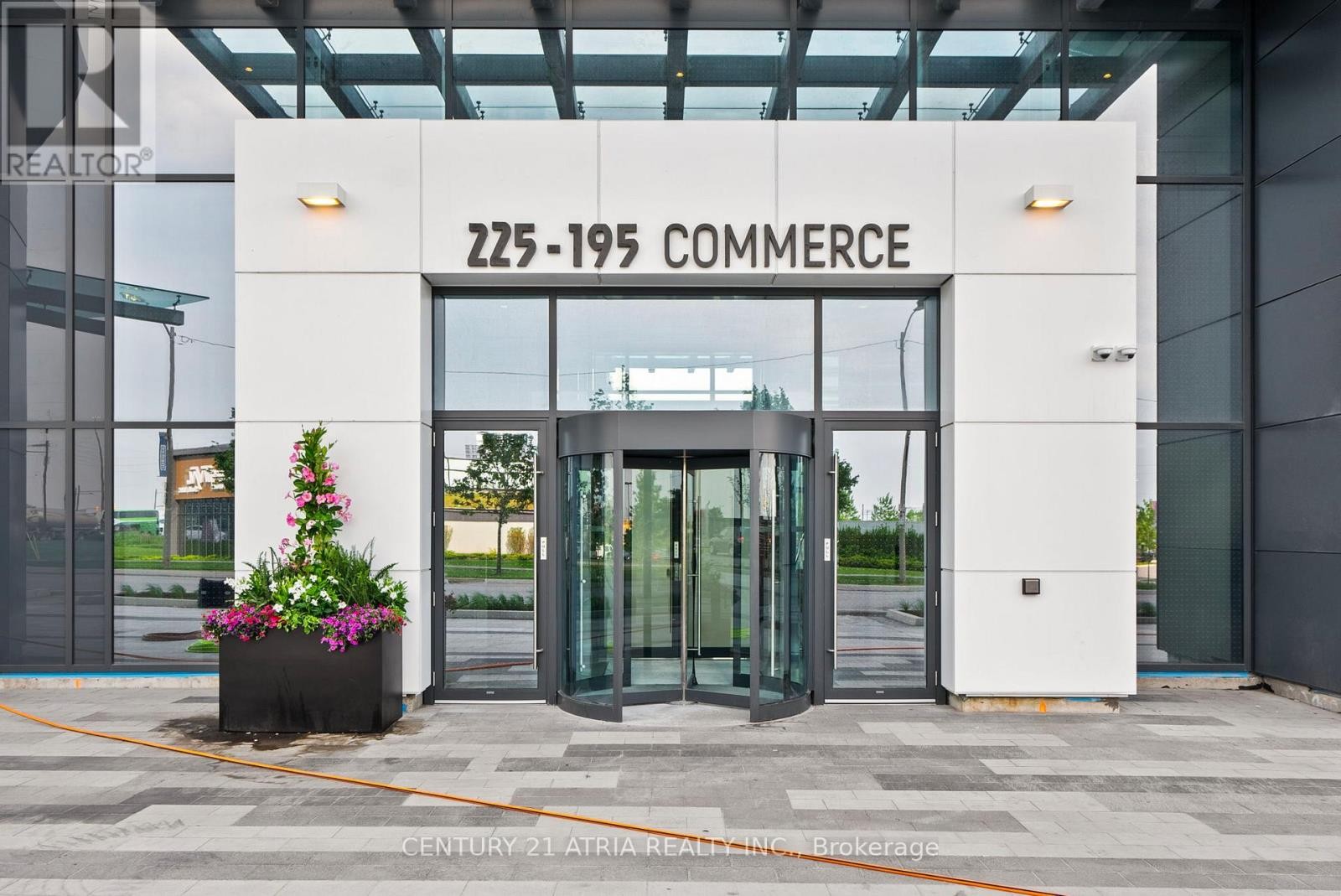 












4702 - 195 COMMERCE STREET

,
Vaughan (Vaughan Corporate Centre),




Ontario
L4K0P9

