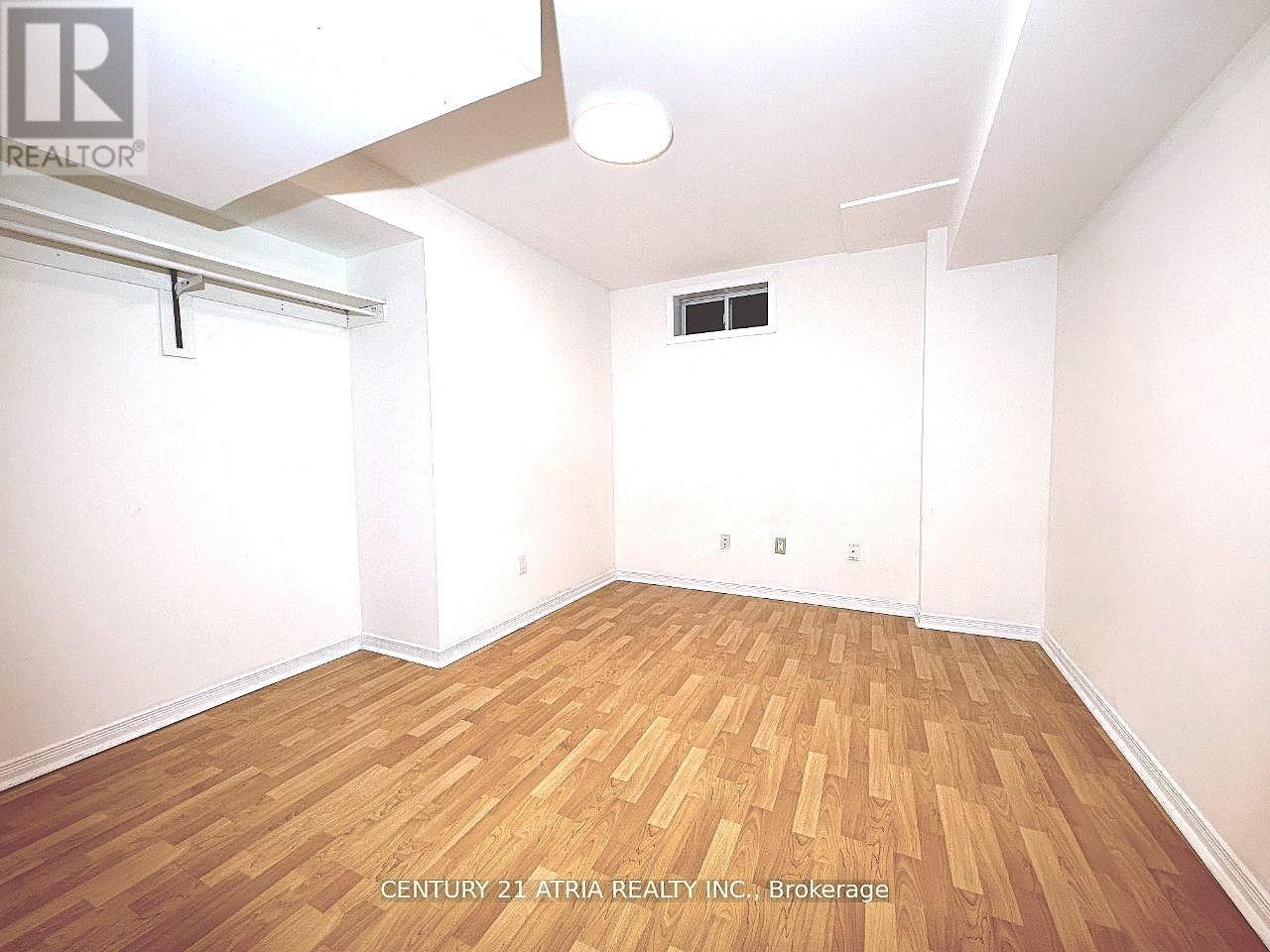 












BSMT - 22 SWEET WATER CRESCENT

,
Richmond Hill (Westbrook),




Ontario
L4S2A9

