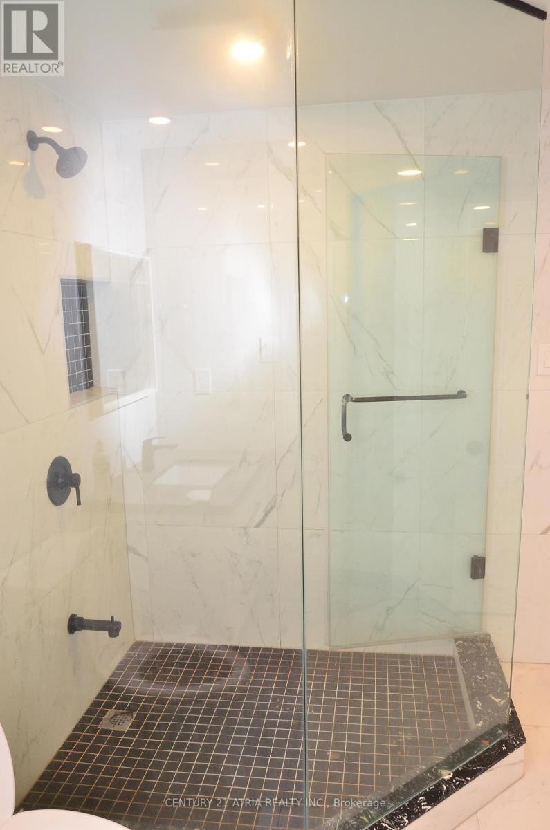 












BSMT - 57 MELBOURNE DRIVE E

,
Richmond Hill (Rouge Woods),




Ontario
L4S2V2

