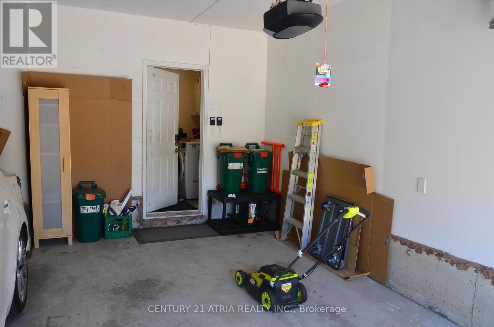 












BSMT - 57 MELBOURNE DRIVE E

,
Richmond Hill (Rouge Woods),




Ontario
L4S2V2

