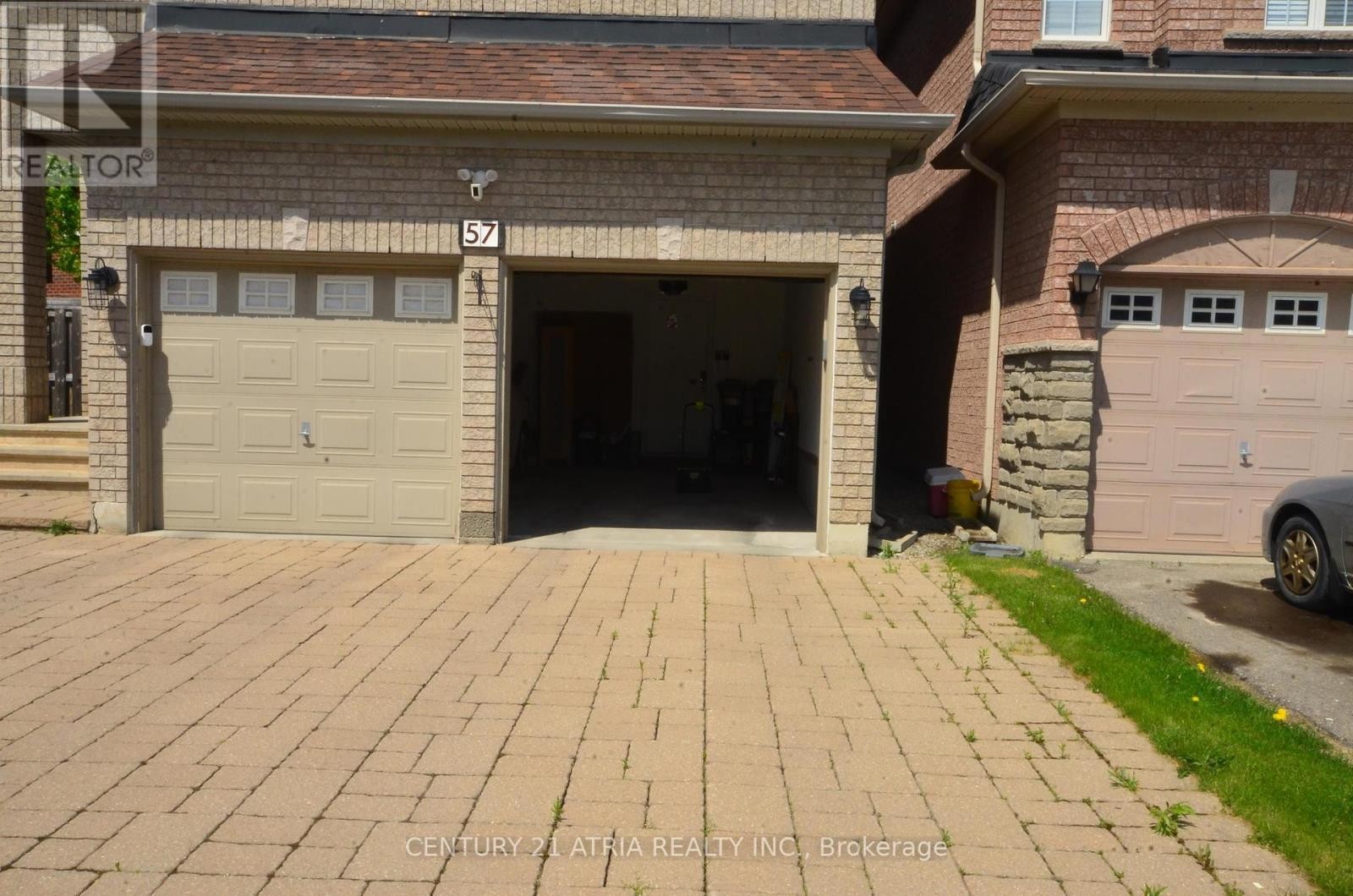 












BSMT - 57 MELBOURNE DRIVE E

,
Richmond Hill (Rouge Woods),




Ontario
L4S2V2

