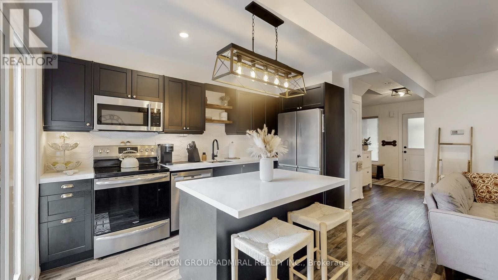 












1171 HILL STREET

,
Innisfil (Alcona),




Ontario
L9S1Y1


