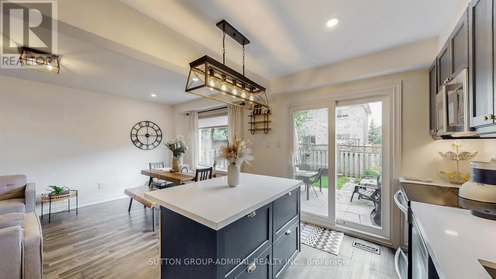 












1171 HILL STREET

,
Innisfil (Alcona),




Ontario
L9S1Y1

