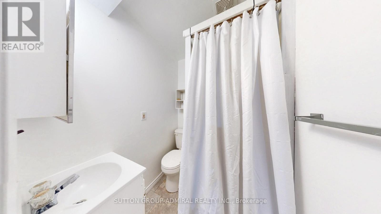 












1171 HILL STREET

,
Innisfil (Alcona),




Ontario
L9S1Y1

