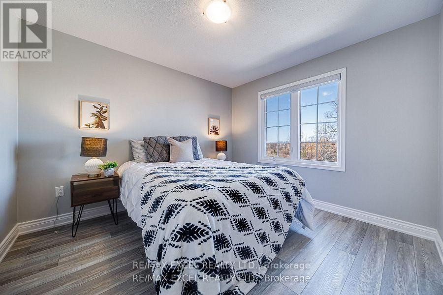 












99 JAMES PARROTT AVENUE

,
Markham (Wismer),




Ontario
L6E2B3


