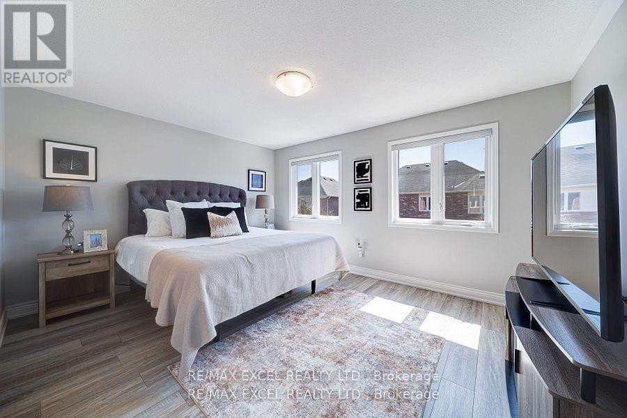 












99 JAMES PARROTT AVENUE

,
Markham (Wismer),




Ontario
L6E2B3

