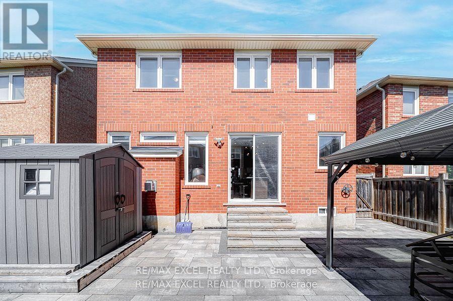 












99 JAMES PARROTT AVENUE

,
Markham (Wismer),




Ontario
L6E2B3

