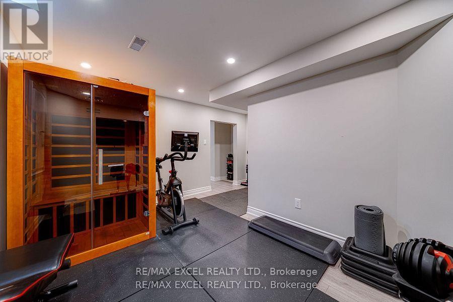 












99 JAMES PARROTT AVENUE

,
Markham (Wismer),




Ontario
L6E2B3

