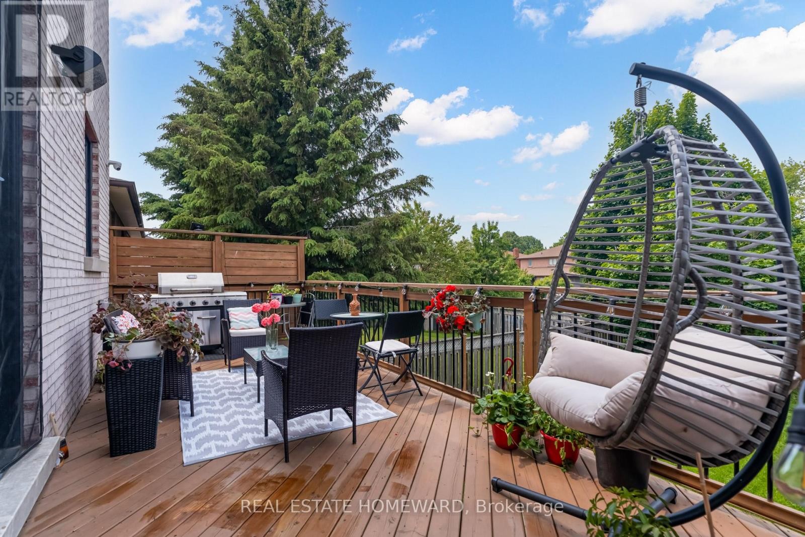 












6 MACKAY DRIVE

,
Richmond Hill (South Richvale),




Ontario
L4C6P1

